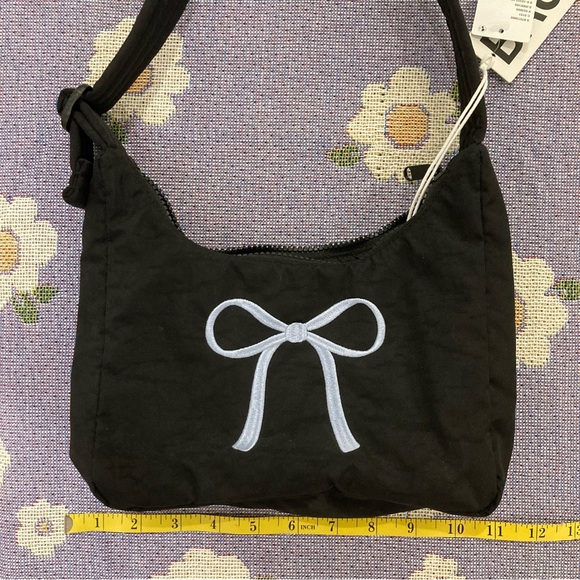 UO ribbon mini nylon shoulder baggu - Picture 4 of 7